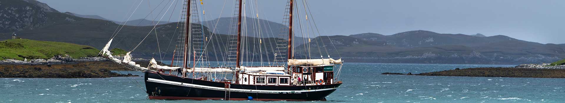 Alquilar una goleta en la Costa Turquesa en 2027