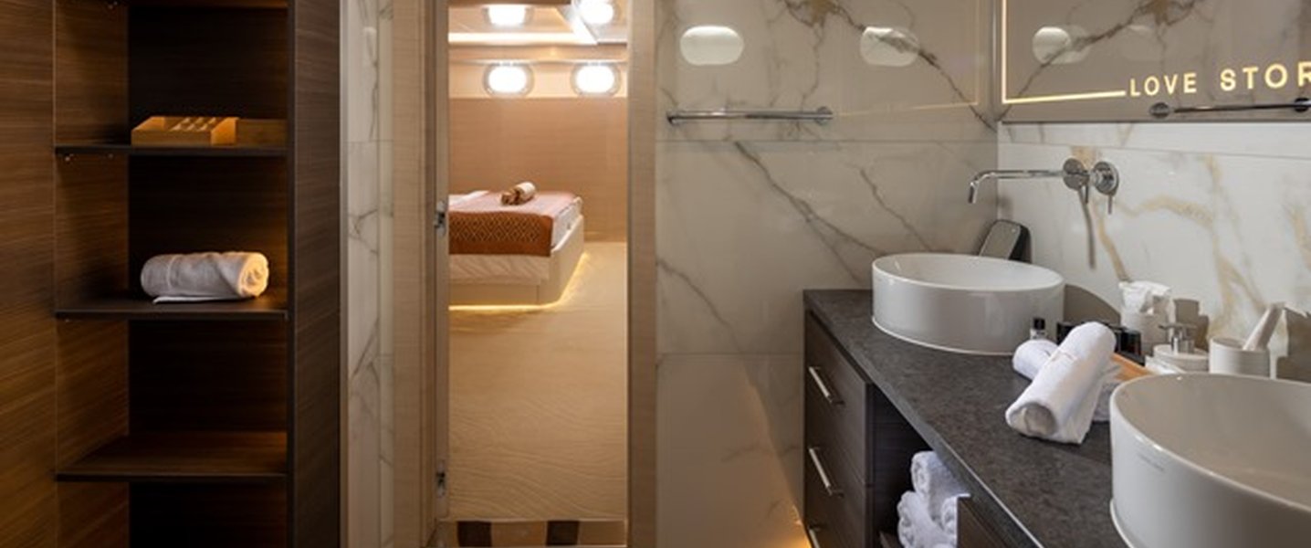 alt_prefix Love Story 