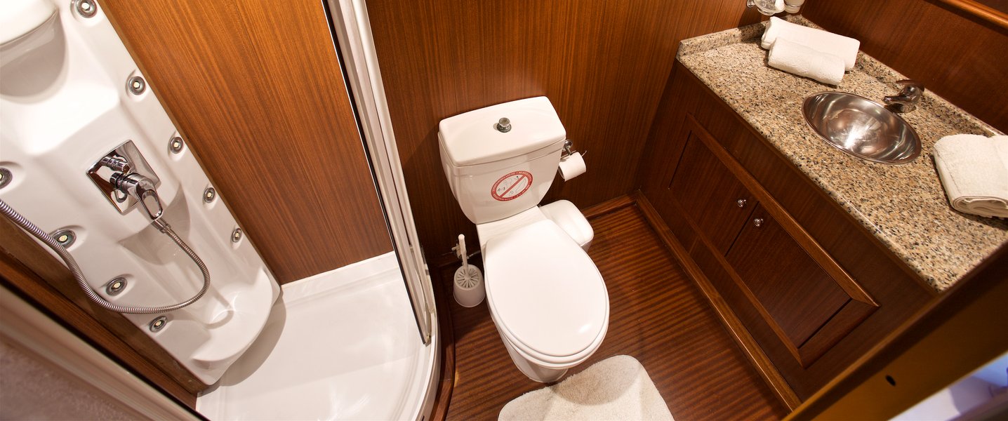 alt_prefix Queen of Adriatic 