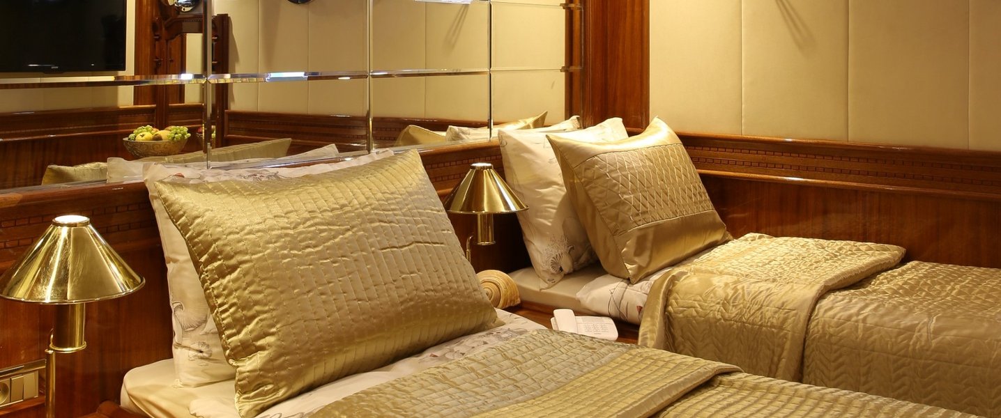 alt_prefix Queen Atlantis 