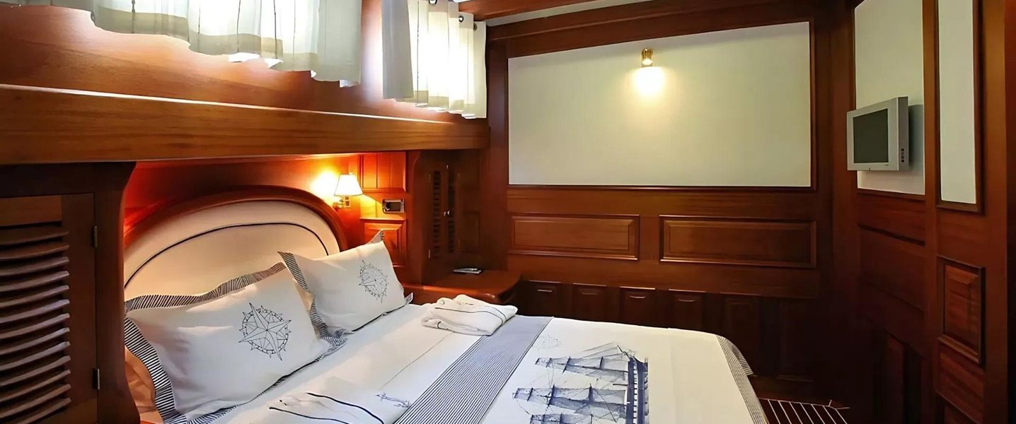 alt_prefix Kaya Guneri 4 