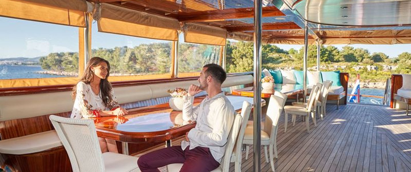 alt_prefix Casablanca 