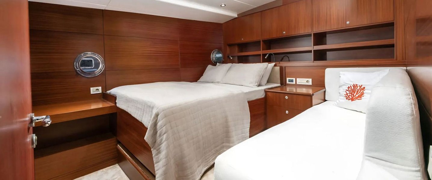 alt_prefix Lucky you 