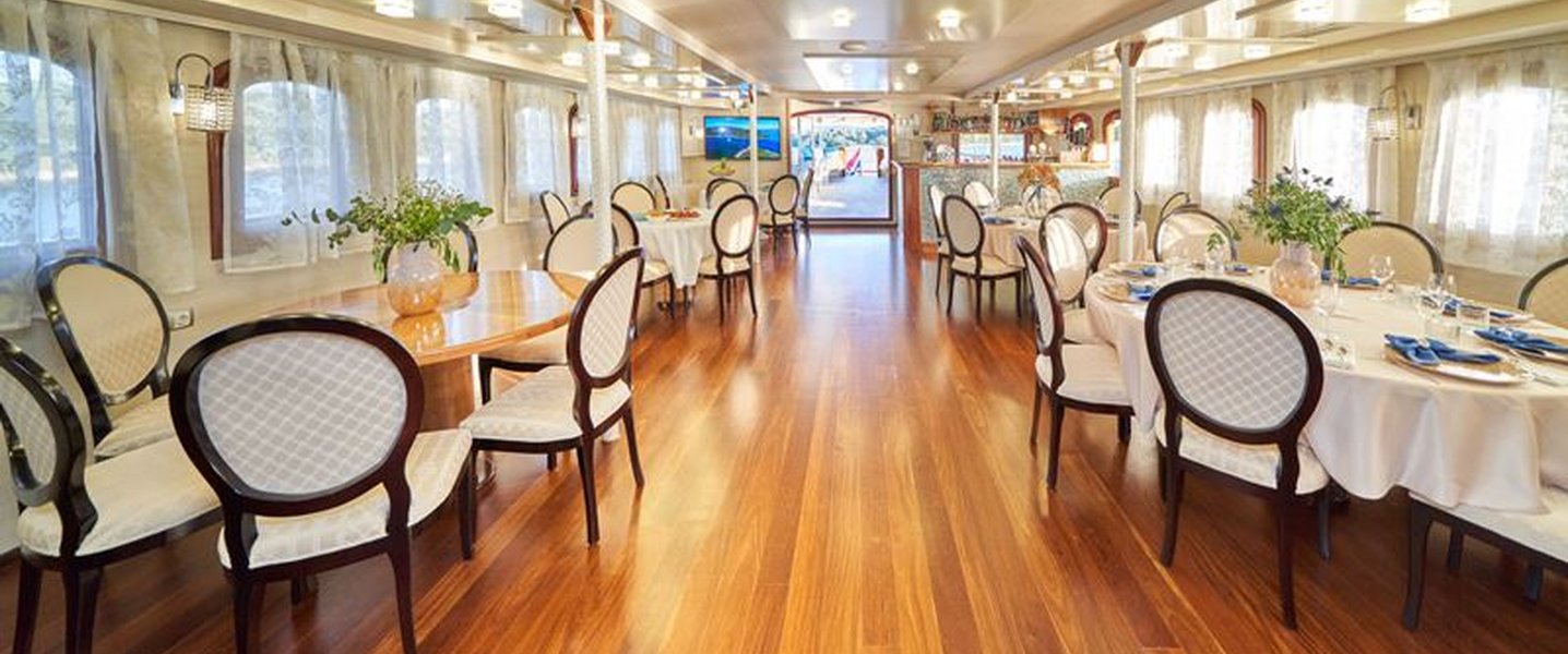 alt_prefix Casablanca 