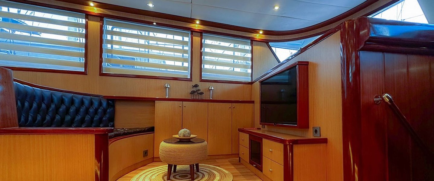 alt_prefix Diva Deniz 