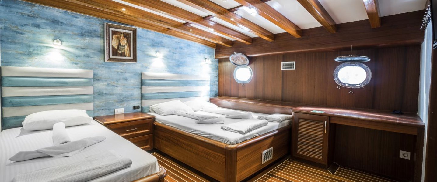 alt_prefix Love Boat 