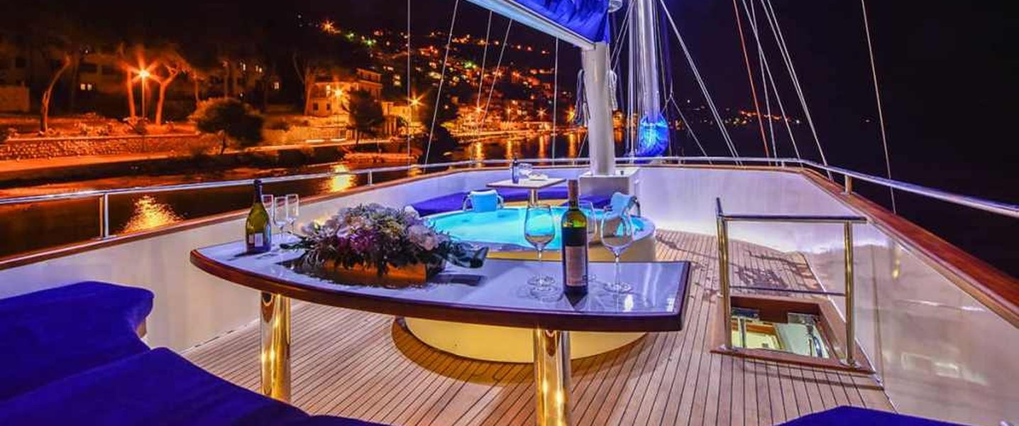 alt_prefix Saint Luca 