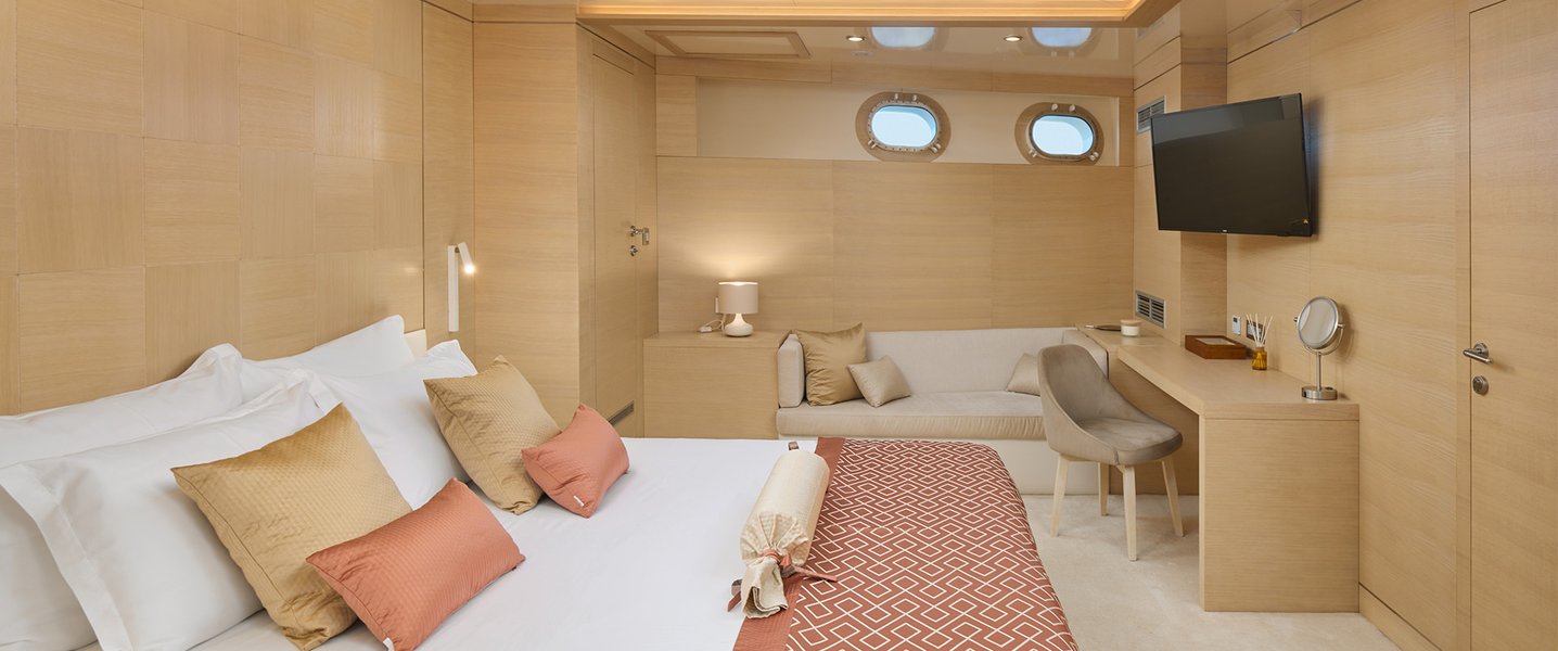 alt_prefix Love Story 