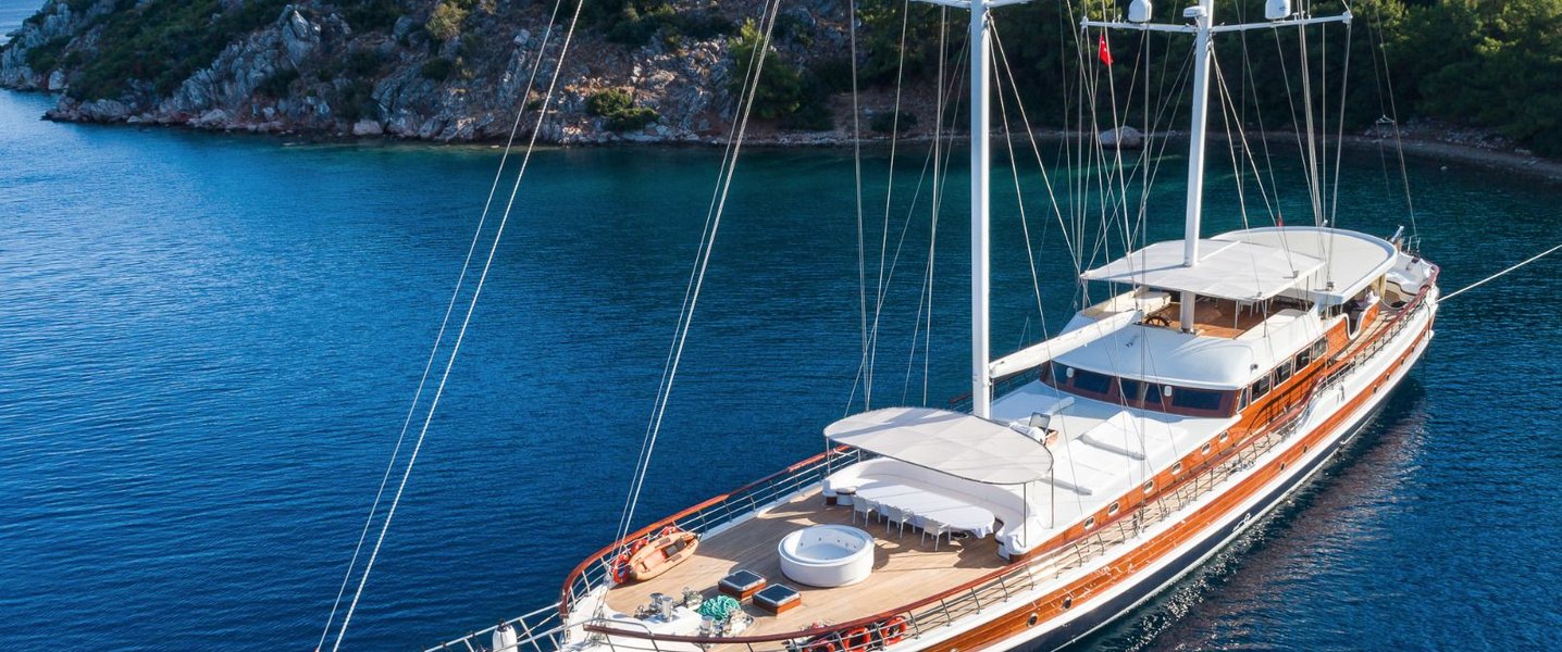 alt_prefix Halcon del Mar 