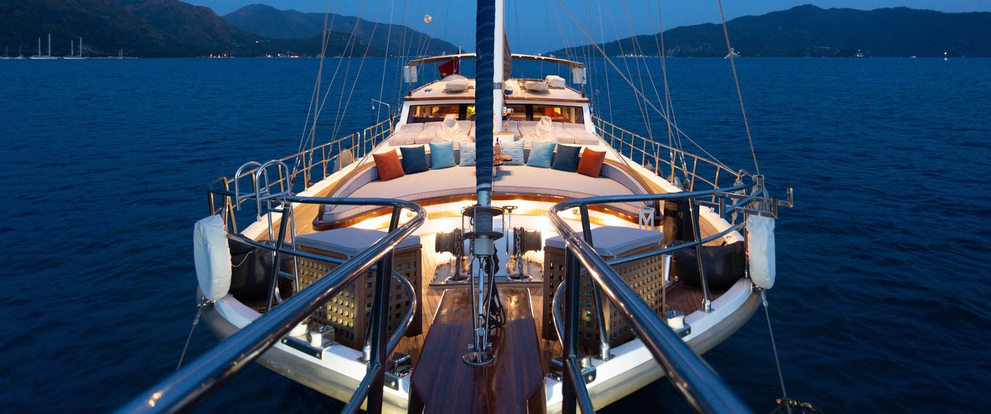 alt_prefix Diva Deniz 