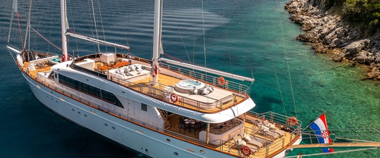 alt_prefix Love Story 