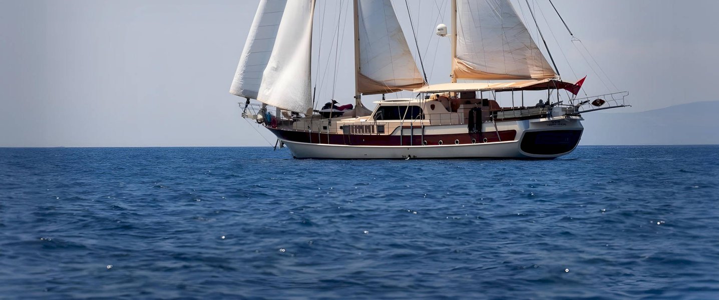 alt_prefix Happy Hours 