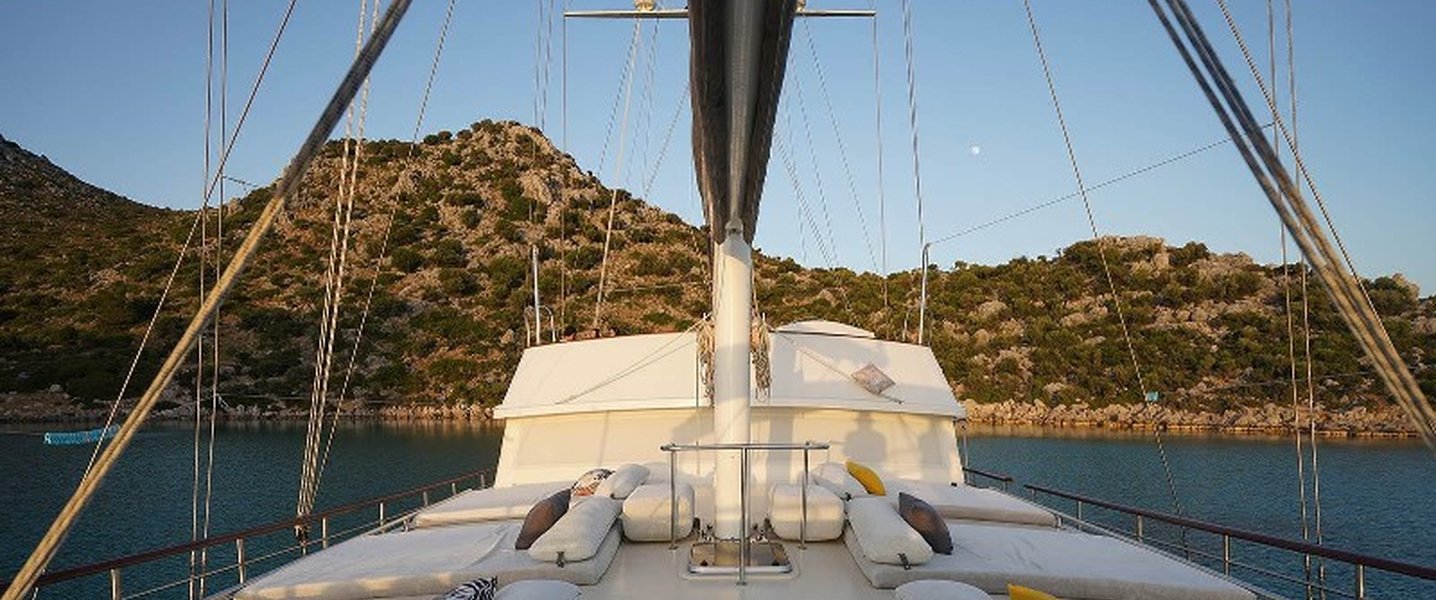 alt_prefix Prenses Esila 