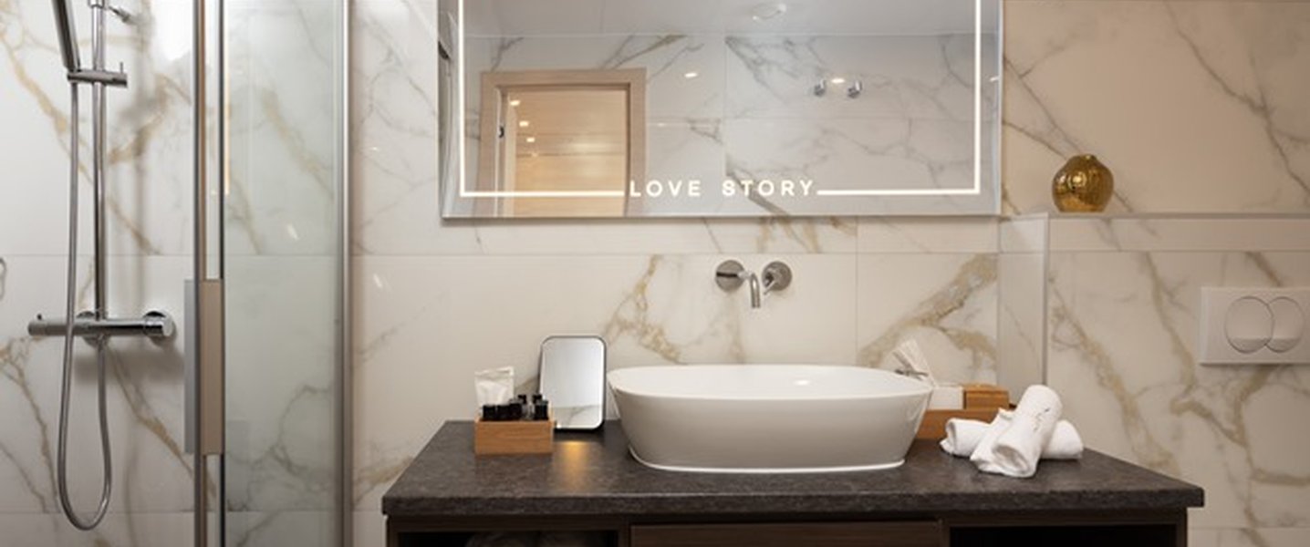 alt_prefix Love Story 