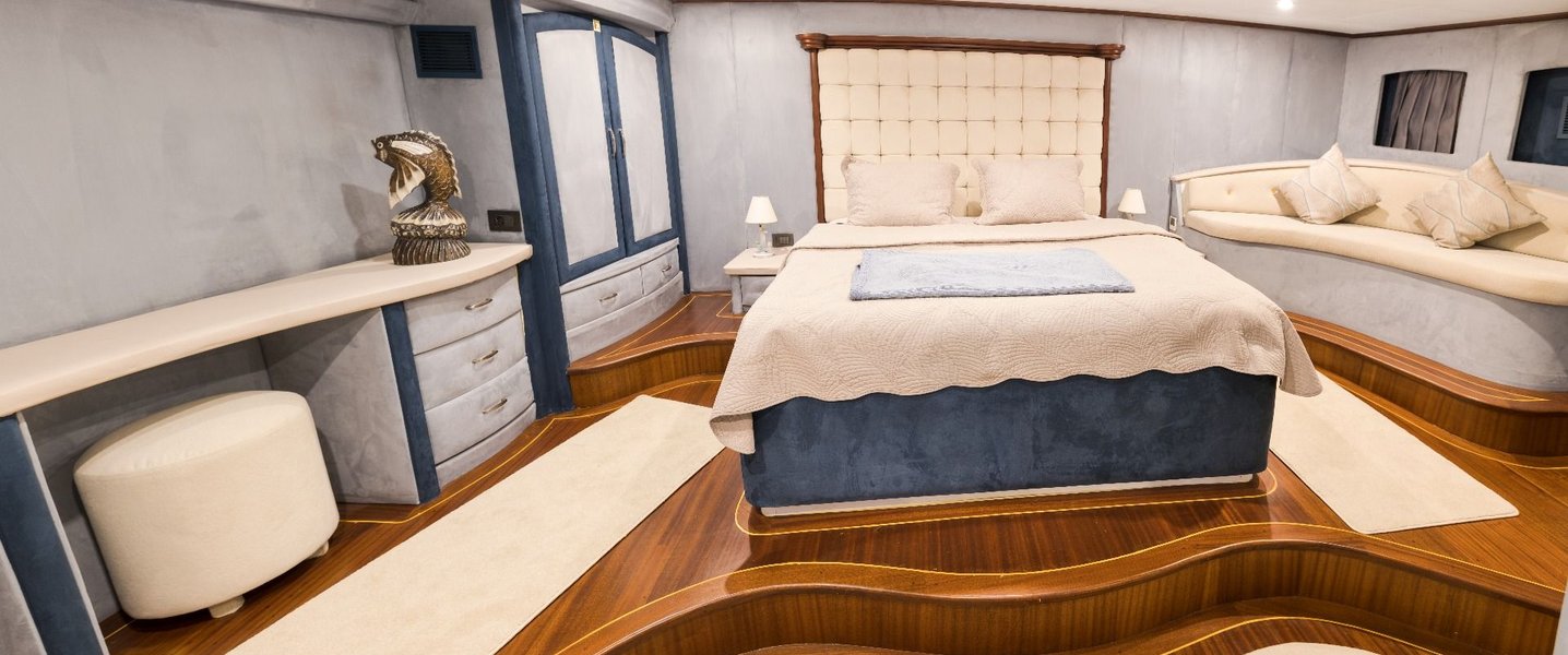 alt_prefix Bella Mare 