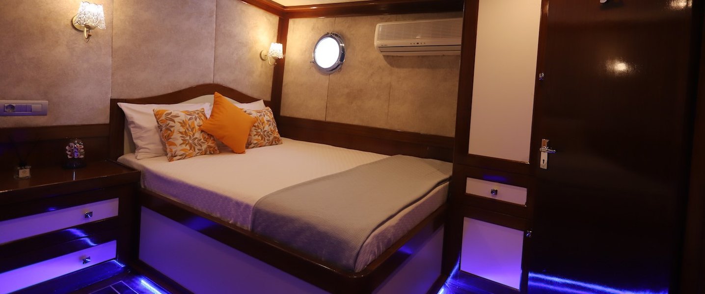 alt_prefix Queen of RTT 