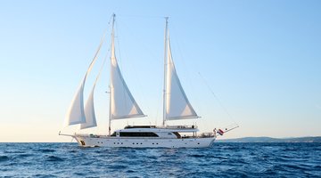 alt_prefix Love Story 