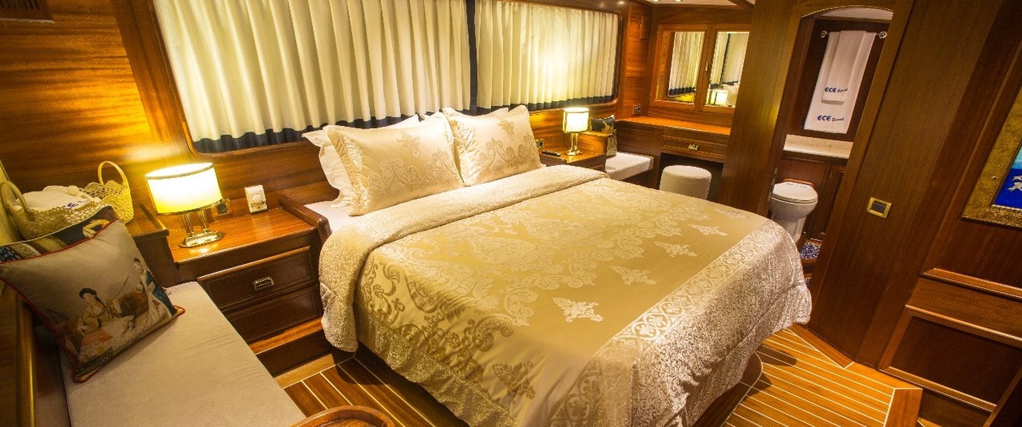 alt_prefix Ece Berrak 