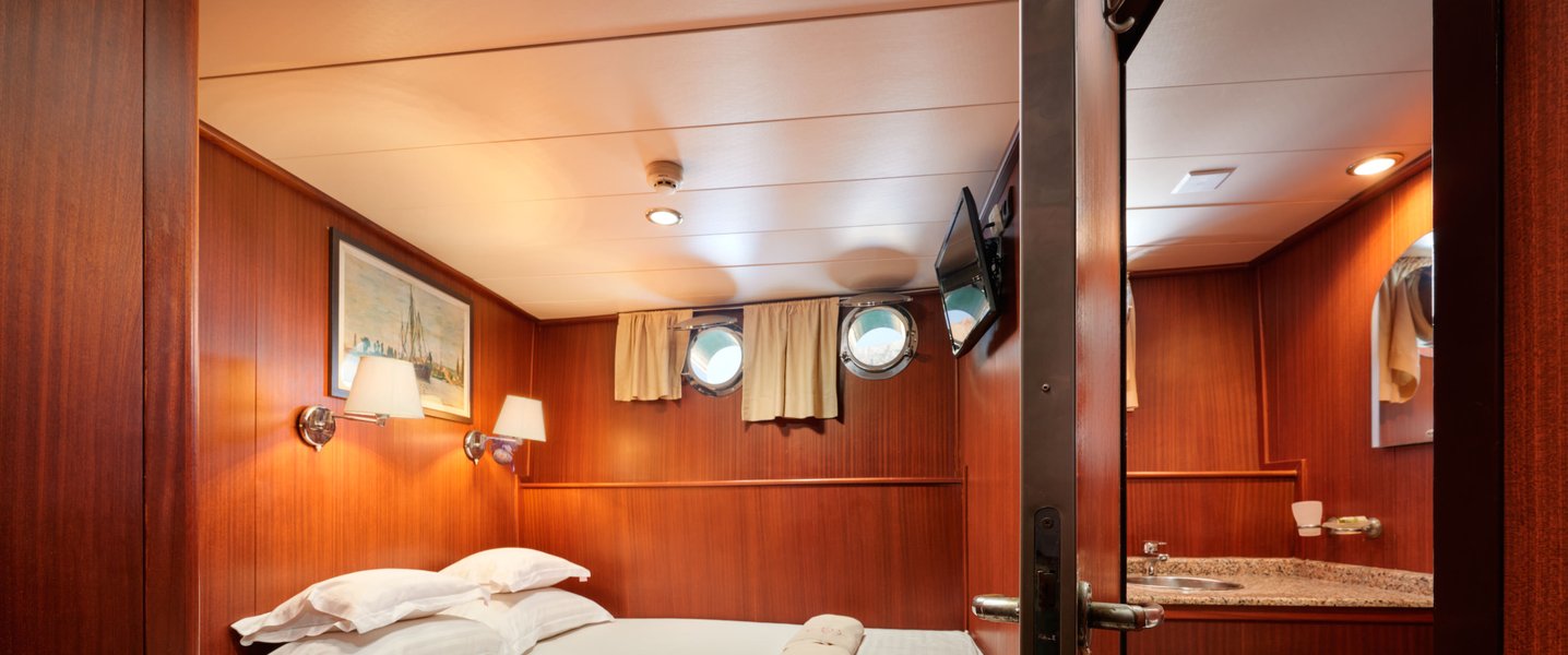 alt_prefix Queen of Adriatic 