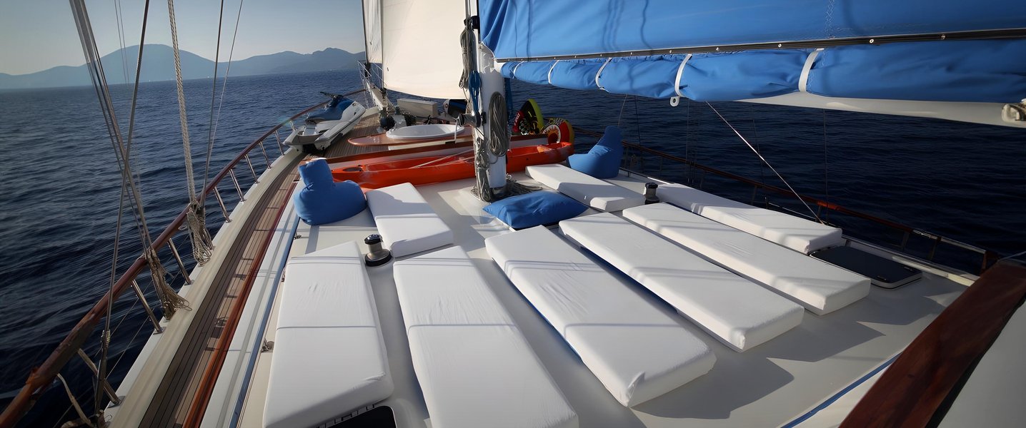 alt_prefix Ece Berrak 