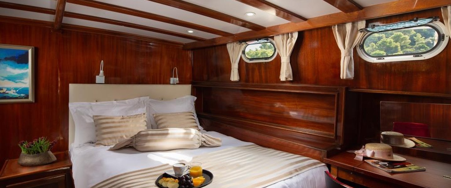 alt_prefix Saint Luca 