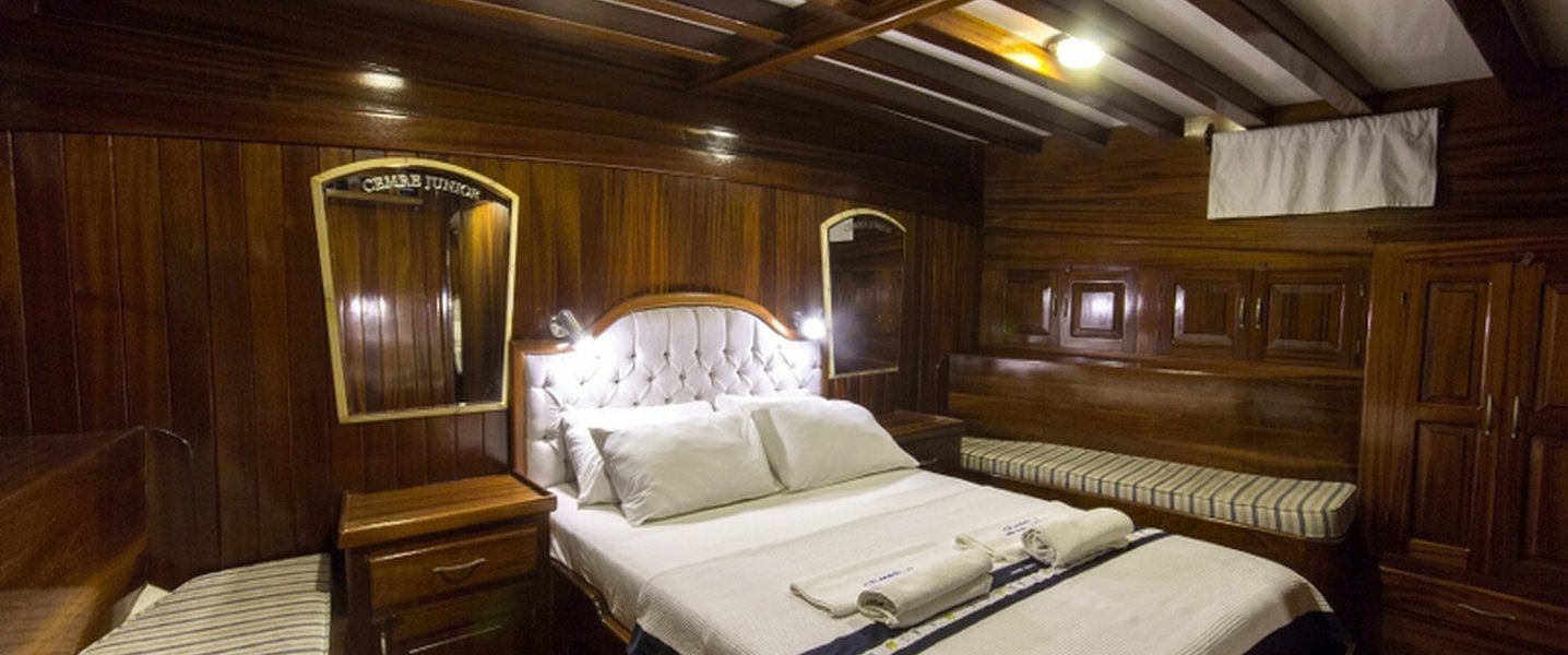 alt_prefix Cemre Junior 