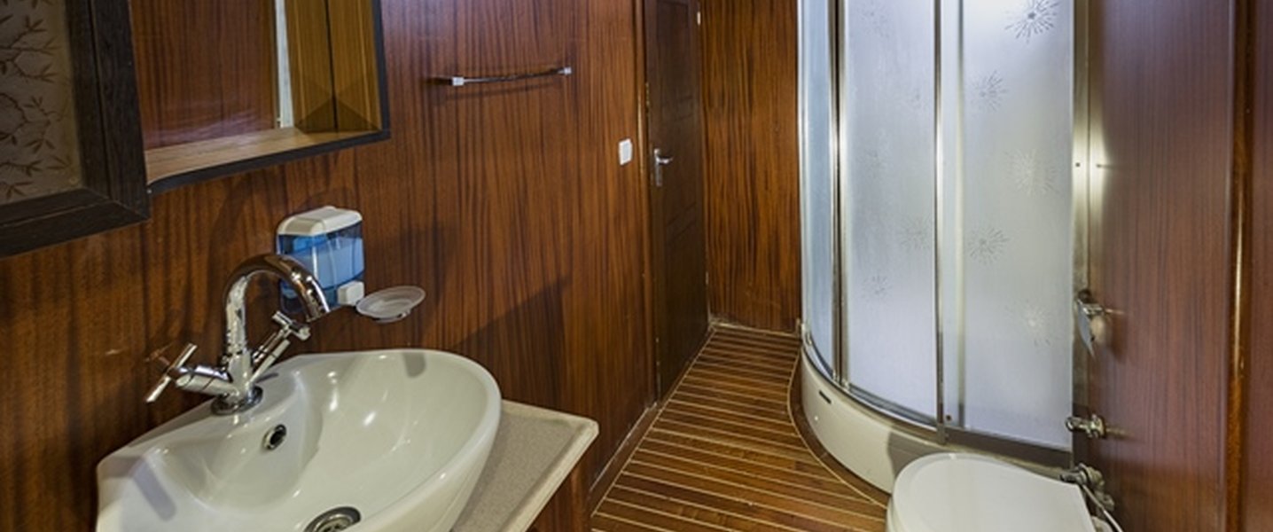 alt_prefix Nur Taylan 