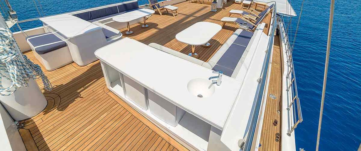 alt_prefix Bella Mare 