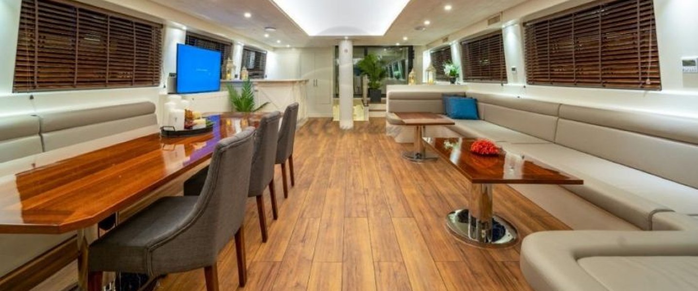 alt_prefix Queen of Makri 