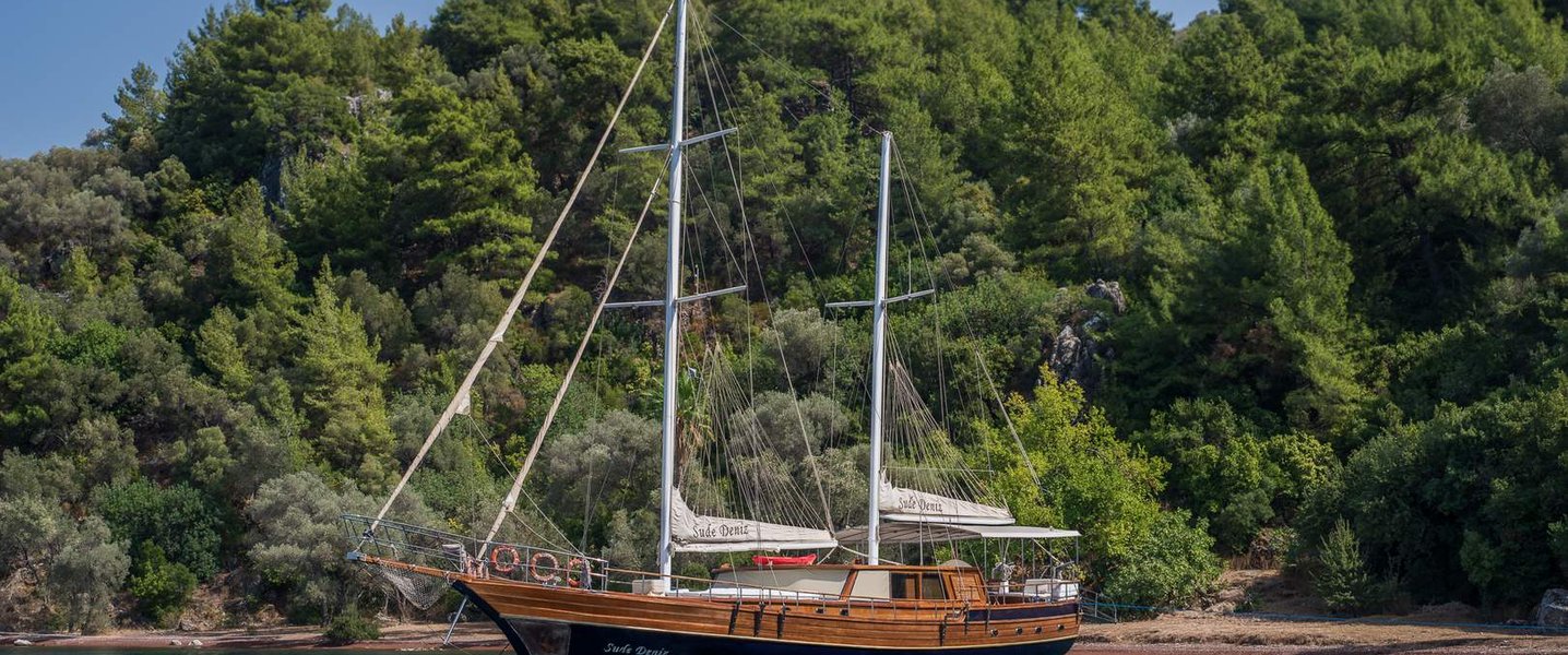 alt_prefix Sude Deniz 