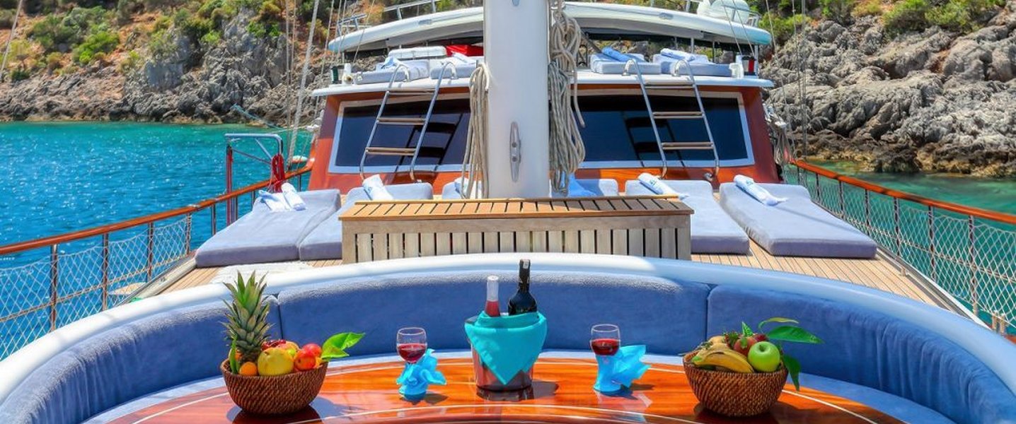 alt_prefix Mehmet Ayaz 