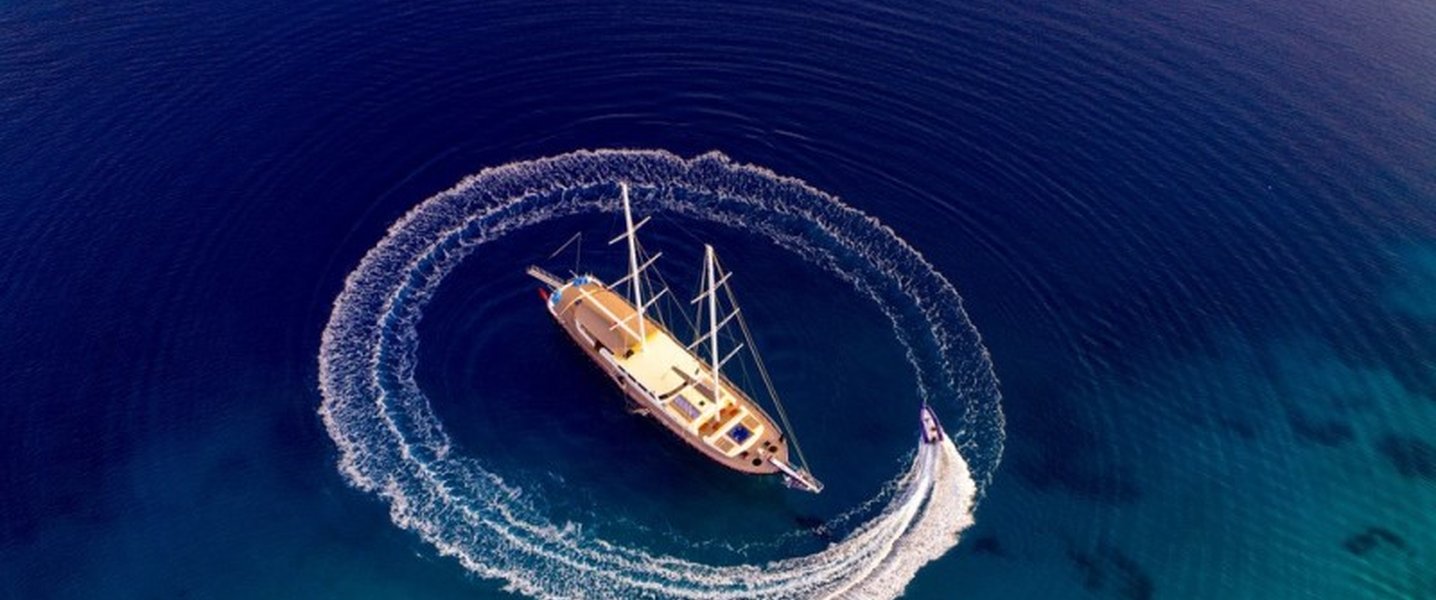 alt_prefix Nevra Queen 