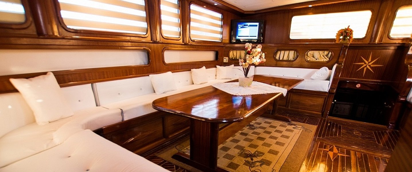 alt_prefix Efsane Karayigit 