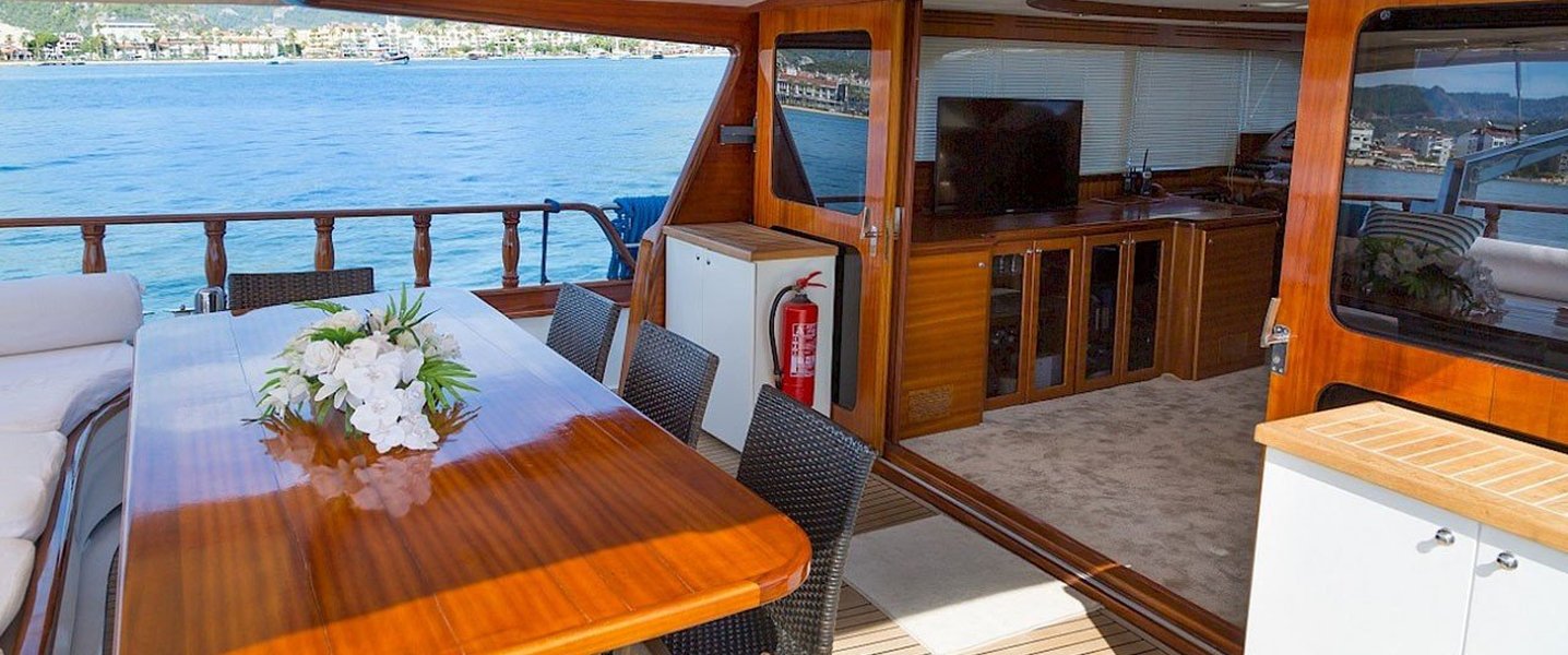 alt_prefix White Rose 