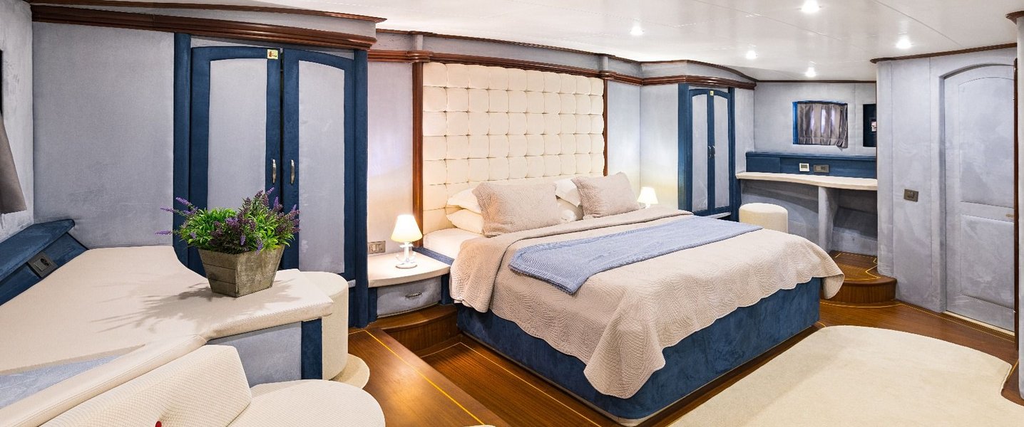 alt_prefix Bella Mare 