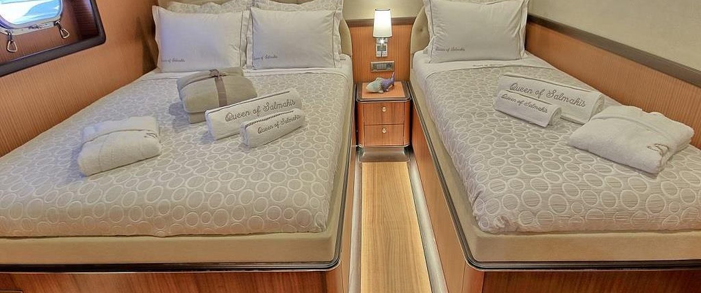 alt_prefix Queen of Salmakis 