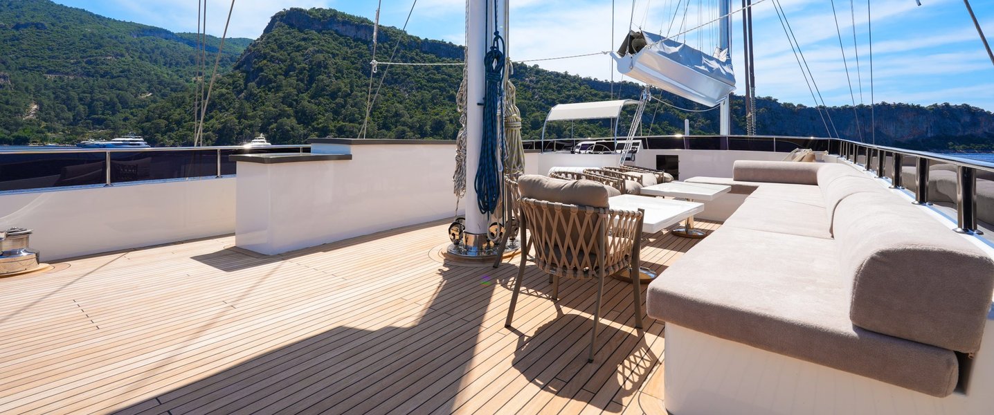 alt_prefix King of the Sea 