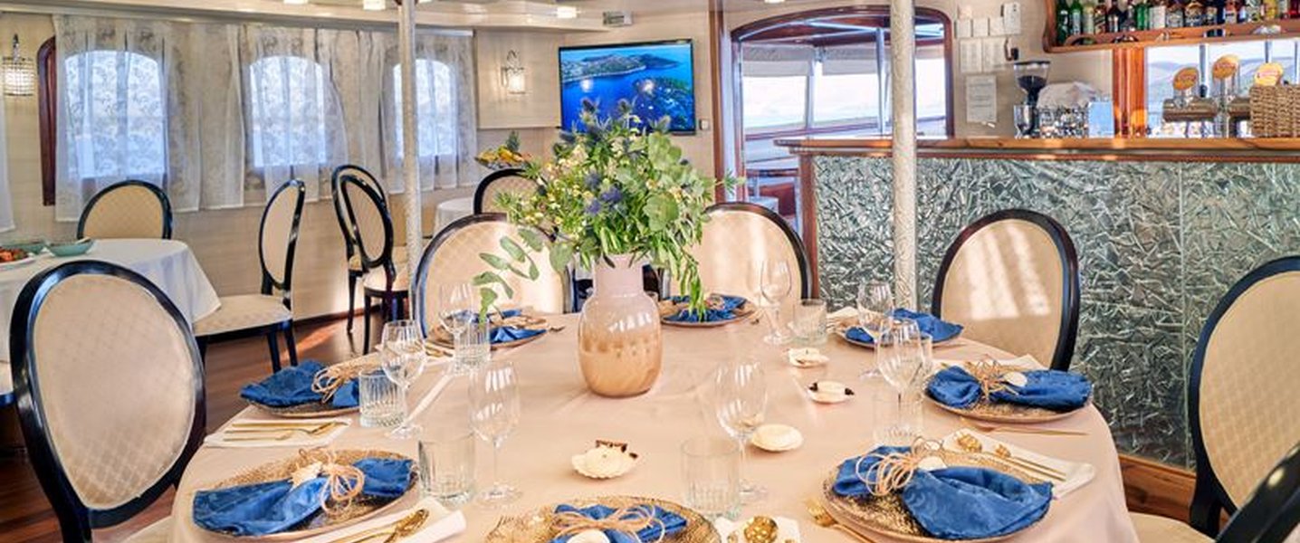 alt_prefix Casablanca 