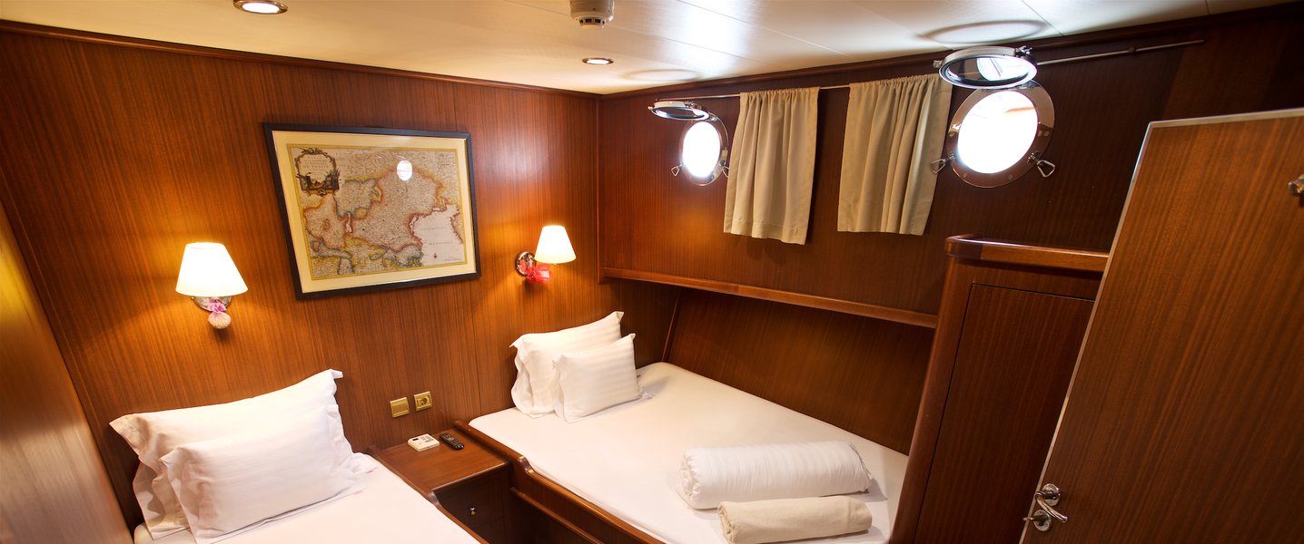 alt_prefix Queen of Adriatic 