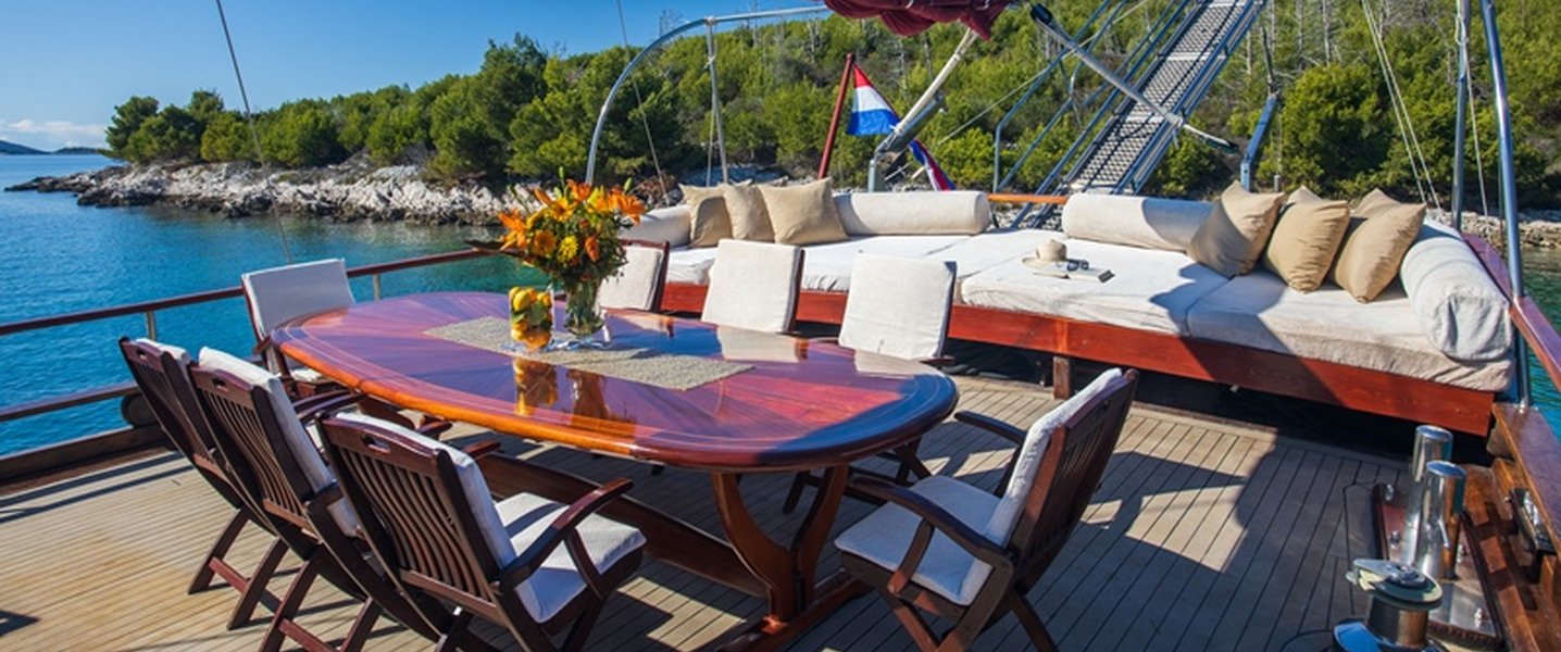 alt_prefix Nostra Vita 