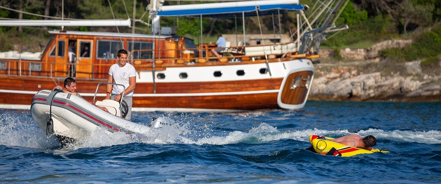 alt_prefix Andi Star 