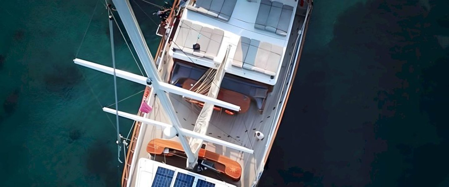 alt_prefix Efsane Karayigit 