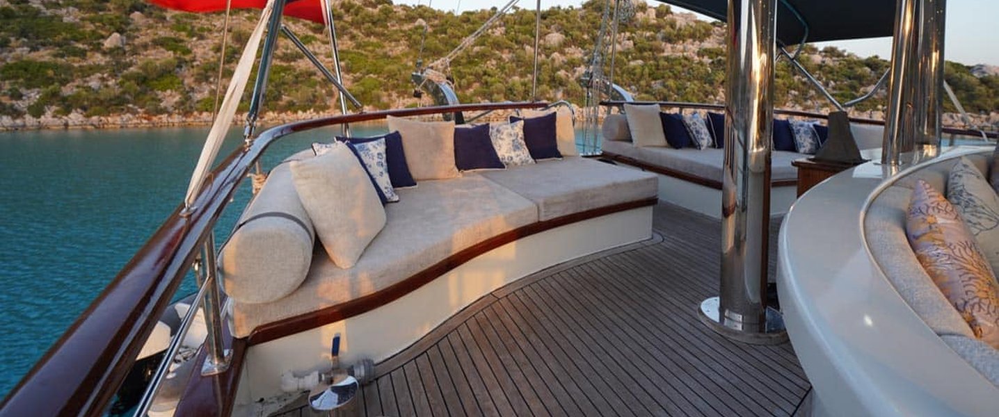 alt_prefix Prenses Esila 