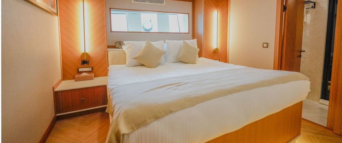 alt_prefix King of the Sea 