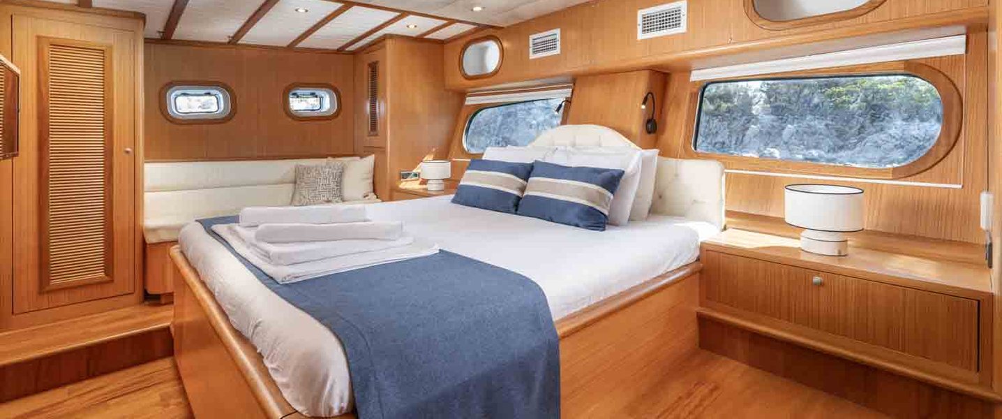 alt_prefix Gozdem the One 