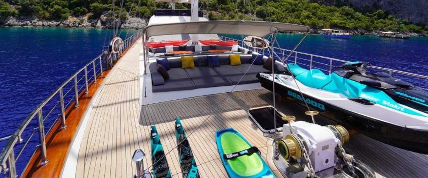 alt_prefix Queen of Makri 