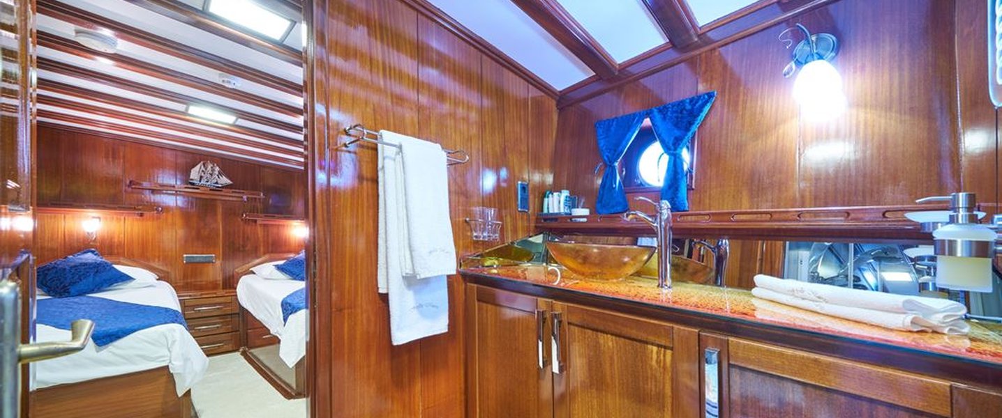 alt_prefix Stella Maris 