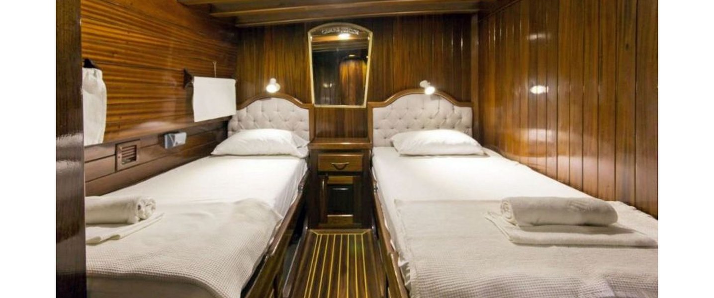 alt_prefix Cemre Junior 