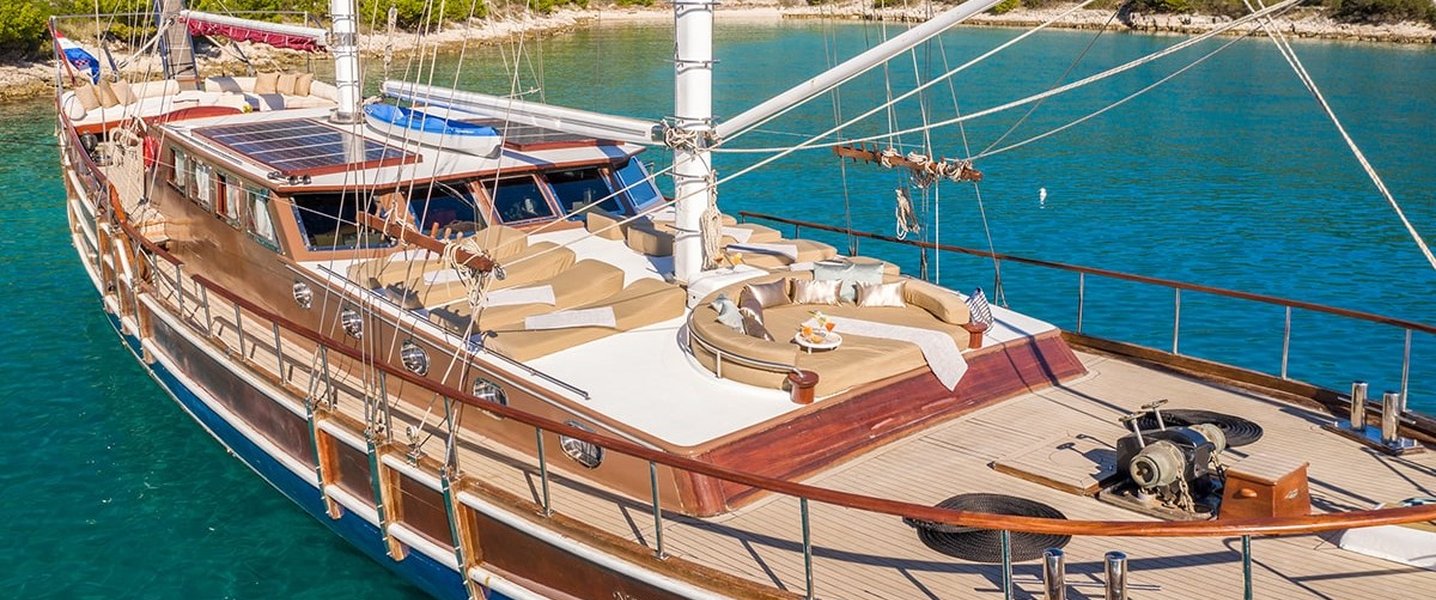 alt_prefix Nostra Vita 