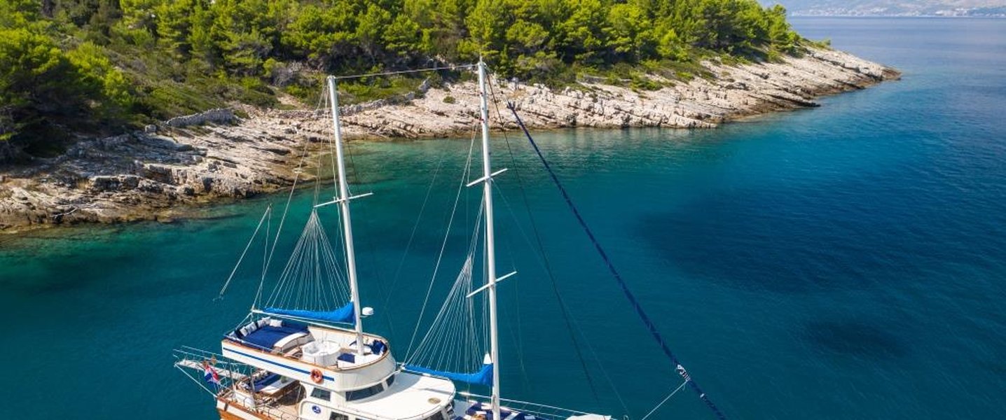 alt_prefix Saint Luca 